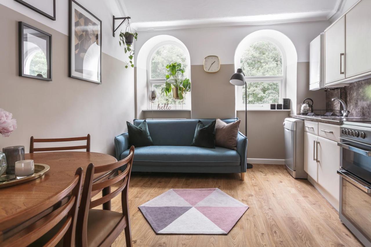 14 Church Street- Close To Windermere Train Station エクステリア 写真